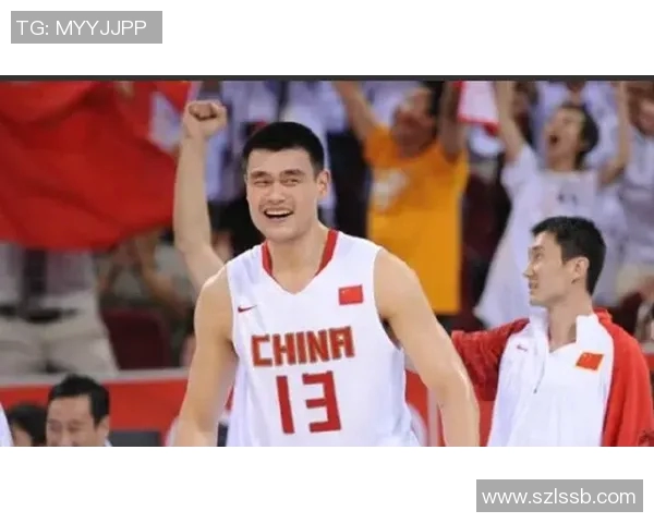 姚明与蒋兴权的传奇相遇篮球梦想的传承与碰撞