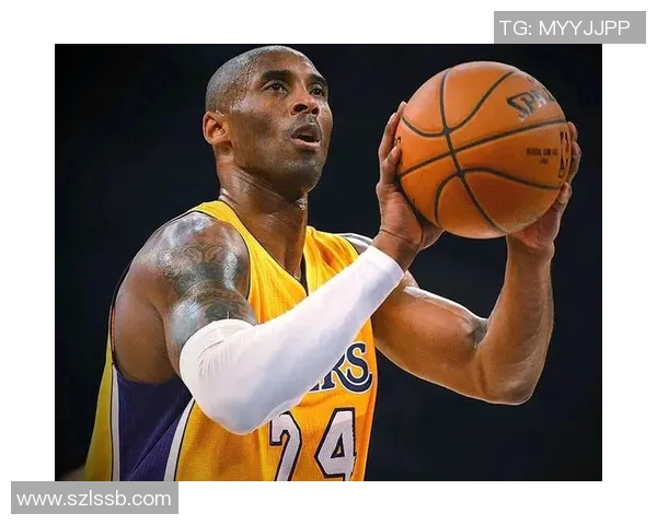 科比在足球场上的传奇表现与他篮球生涯的精彩对比 科比在足球场上的传奇表现与他篮球生涯的精彩对比