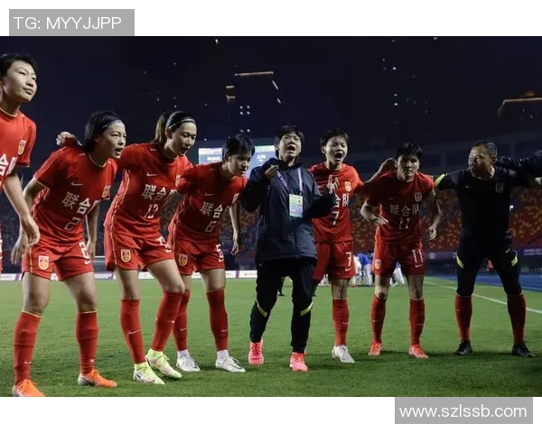 中国足球队新任主教练上任引发热议期待带领球队重返巅峰之路